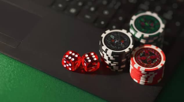 Dice Chips Online Gambling